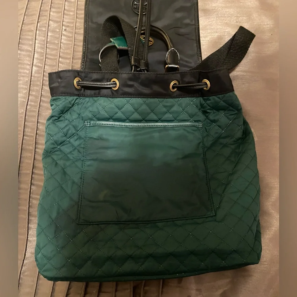 TORY BURCH- EUC Perry Black Nylon Quilted Green Interior Flap Cinched Backpack